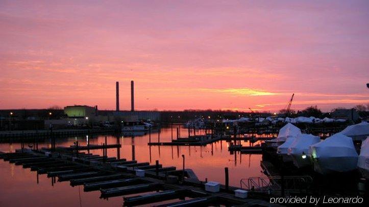 The Freeport Inn And Marina Exterior photo